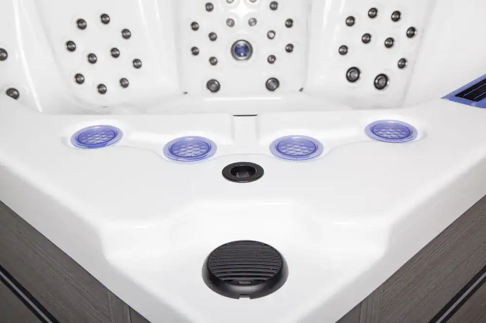 Avatar Premium Hot Tub - Image 7